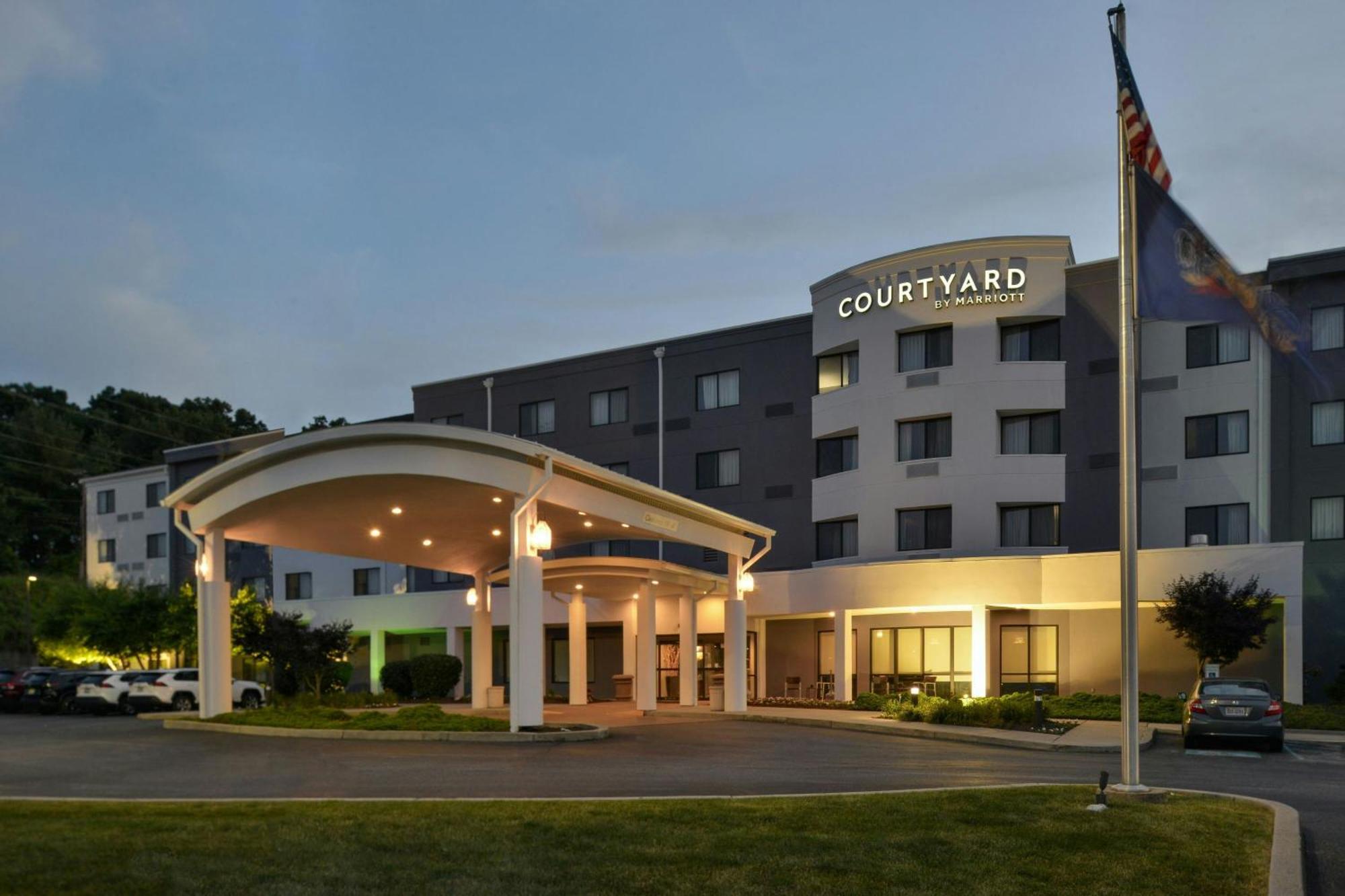 Courtyard By Marriott Harrisburg Hershey Εξωτερικό φωτογραφία