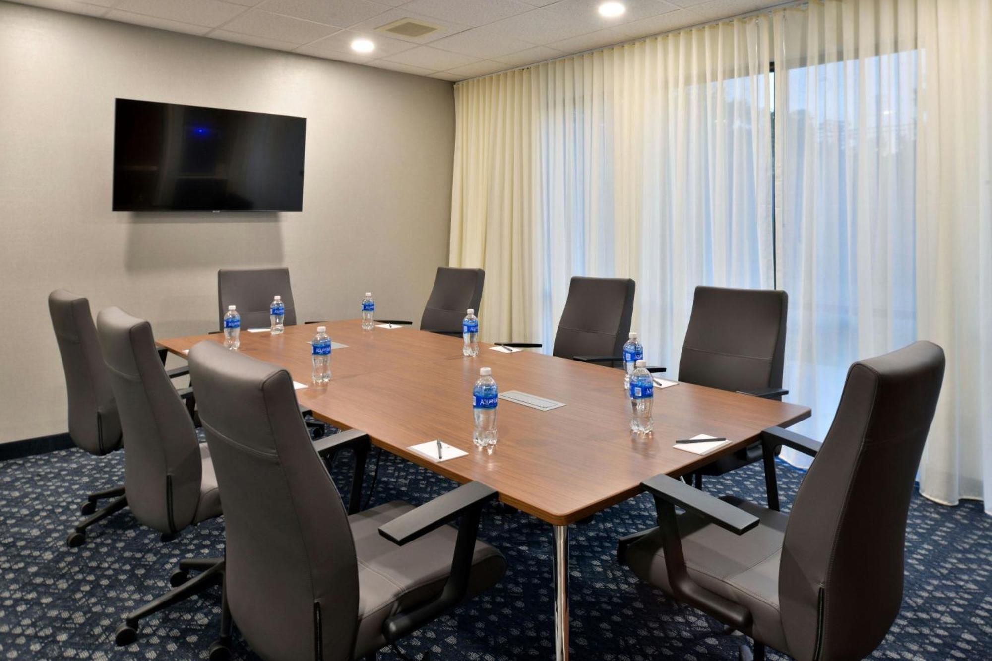 Courtyard By Marriott Harrisburg Hershey Εξωτερικό φωτογραφία