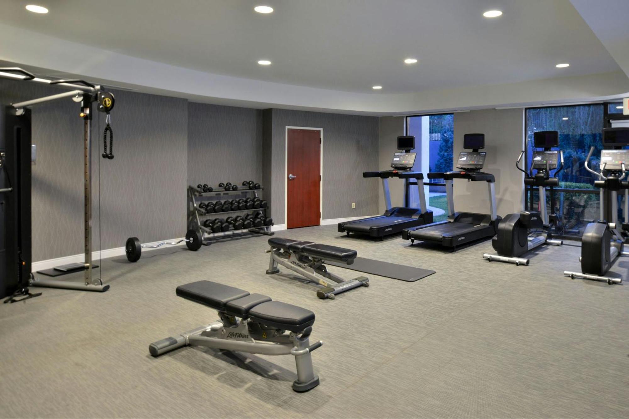 Courtyard By Marriott Harrisburg Hershey Εξωτερικό φωτογραφία