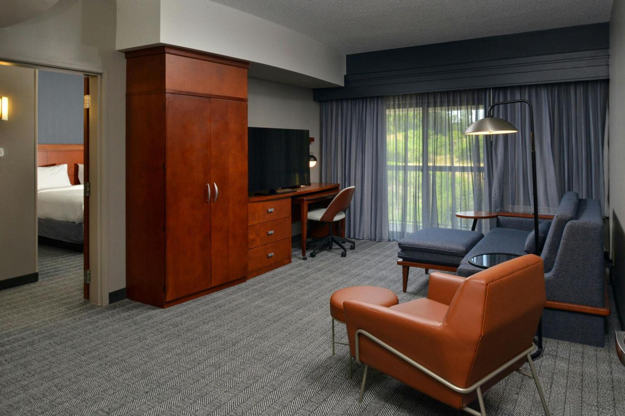 Courtyard By Marriott Harrisburg Hershey Εξωτερικό φωτογραφία